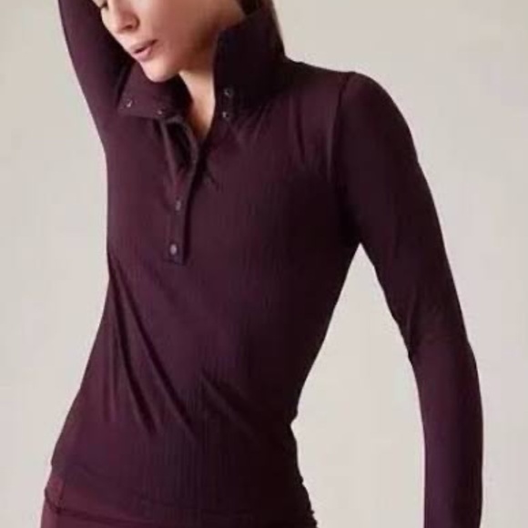 FLURRY SEAMLESS HENLEY, Size XXS, Spiced Cabernet (Dark Red/Maroon) - Picture 1 of 4